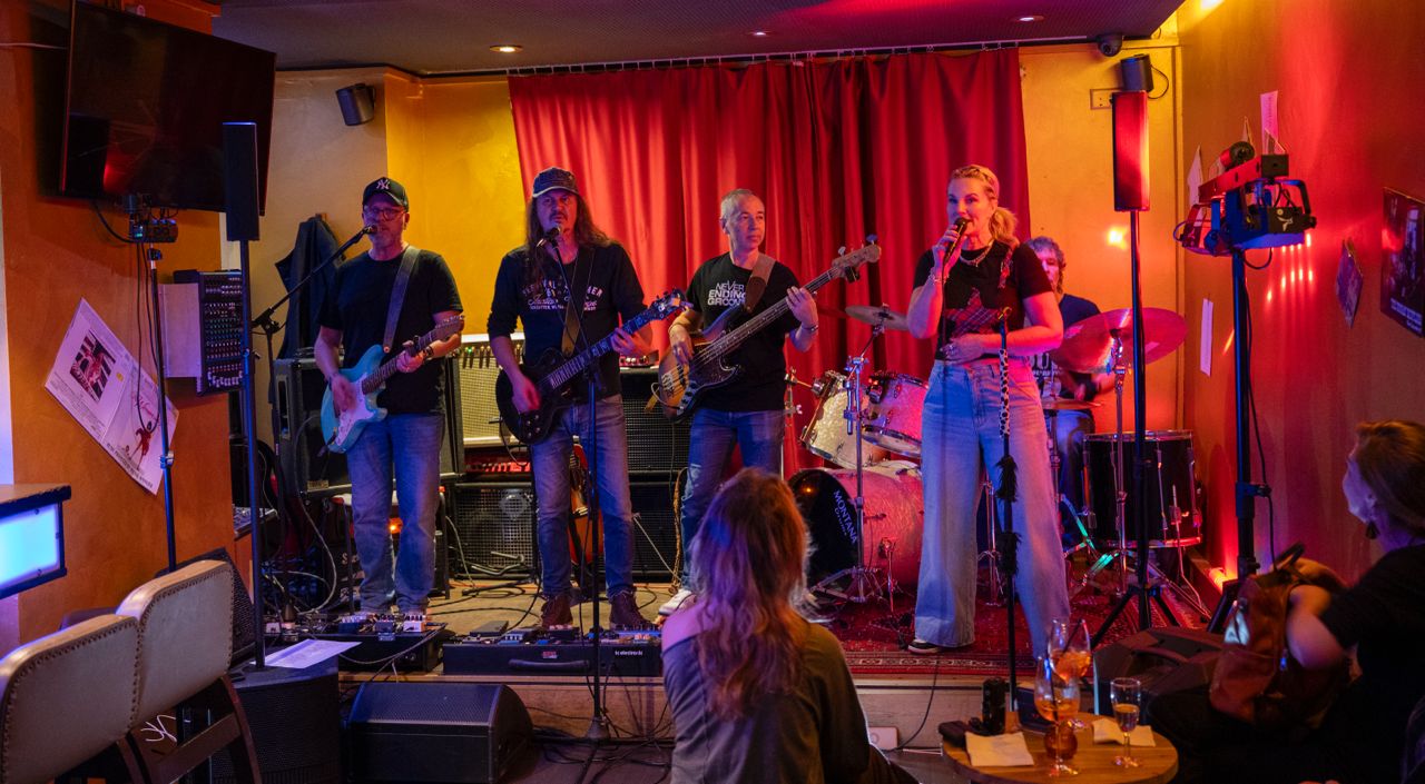 Hua Foo – Musik Hero